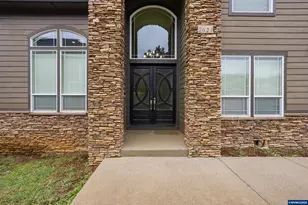 2021 Pikes Pass Ct SE, Salem, OR 97306 - Photo 3
