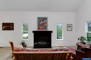 1946 Roberta Ave S, Salem, OR 97302 - Photo 7