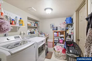 42801 Island Inn Dr, Lebanon, OR 97355 - Photo 35
