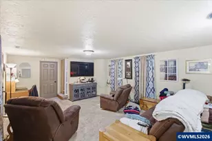 42801 Island Inn Dr, Lebanon, OR 97355 - Photo 33