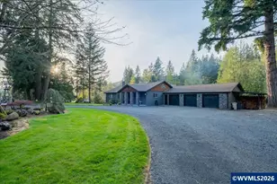 42801 Island Inn Dr, Lebanon, OR 97355 - Photo 5