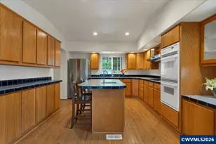 3427 Lake Vanessa Cir NW, Salem, OR 97304 - Photo 23