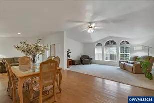 3427 Lake Vanessa Cir NW, Salem, OR 97304 - Photo 9