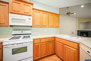 2655 Hollywood Dr NE, Salem, OR 97305 - Photo 23