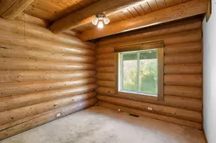 37782 River Dr, Lebanon, OR 97355 - Photo 9