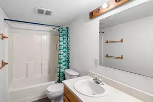 37782 River Dr, Lebanon, OR 97355 - Photo 7