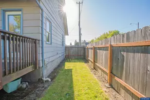 3433 Marion St SE, Albany, OR 97322 - Photo 29
