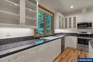 15577 Oakdale Rd, Dallas, OR 97338 - Photo 15