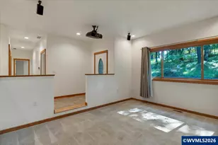 15577 Oakdale Rd, Dallas, OR 97338 - Photo 3