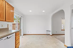 4451 Ocean Ave NE, Salem, OR 97301 - Photo 17