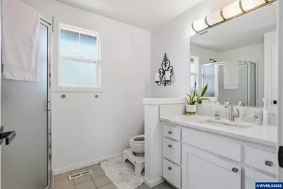 624 N Pershing St, Mount Angel, OR 97362 - Photo 25
