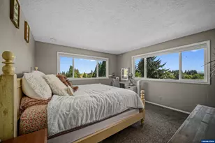 390 Kevin Ct S, Salem, OR 97306 - Photo 31