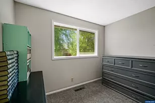 390 Kevin Ct S, Salem, OR 97306 - Photo 41