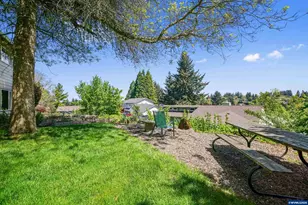 390 Kevin Ct S, Salem, OR 97306 - Photo 47