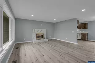 2990 Chester Ave NE, Salem, OR 97301 - Photo 13
