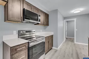 2990 Chester Ave NE, Salem, OR 97301 - Photo 21