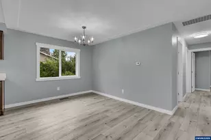2990 Chester Ave NE, Salem, OR 97301 - Photo 17