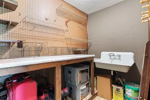 2319 Emerald Dr NW, Salem, OR 97304 - Photo 33