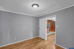 373 SW Church St, Dallas, OR 97338 - Photo 13