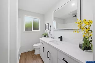 987 Travis Ave, Eugene, OR 97404 - Photo 29