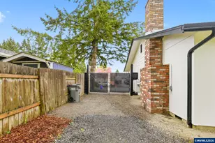 987 Travis Ave, Eugene, OR 97404 - Photo 33
