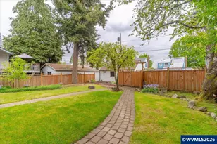 1860 High St SE, Salem, OR 97302 - Photo 39