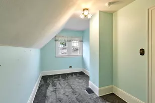 102 E 5th St, Molalla, OR 97038 - Photo 33