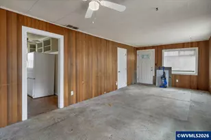 2085 Evergreen Ave NE, Salem, OR 97301 - Photo 11