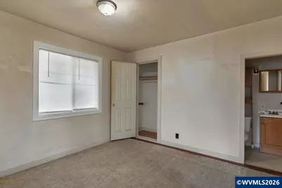 2085 Evergreen Av NE, Salem, OR 97301 - Photo 15