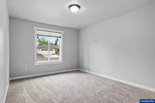 713 SE Rosewood Ln, Dallas, OR 97338 - Photo 25