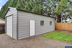 713 SE Rosewood Ln, Dallas, OR 97338 - Photo 13