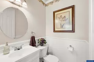 535 Maple St, Mount Angel, OR 97362 - Photo 23