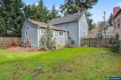 213 Mill St, Silverton, OR 97381 - Photo 29