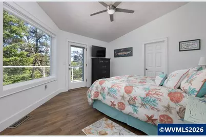 416 NW 19th Ct, Newport, OR 97365 - Photo 9