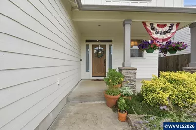 1848 Ash Creek Dr E, Monmouth, OR 97361 - Photo 3