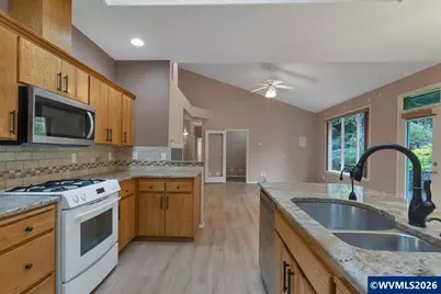 1792 Sunburst Ter NW, Salem, OR 97304 - Photo 15