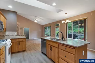 1792 Sunburst Terrace NW, Salem, OR 97304 - Photo 11