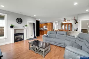 3730 Hemlock Pl SE, Albany, OR 97322 - Photo 13