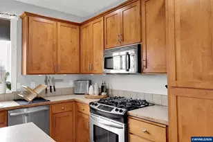 3730 Hemlock Pl SE, Albany, OR 97322 - Photo 21