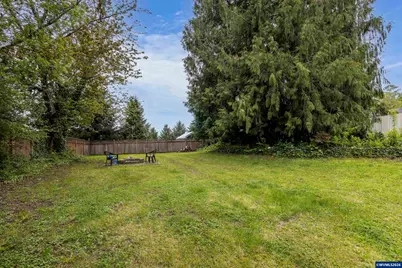 755 E Ash St, Lebanon, OR 97355 - Photo 33