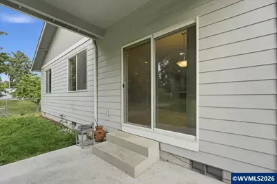 755 E Ash St, Lebanon, OR 97355 - Photo 29