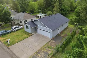 755 E Ash St, Lebanon, OR 97355 - Photo 3