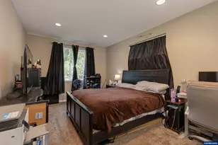 755 E Ash St, Lebanon, OR 97355 - Photo 13
