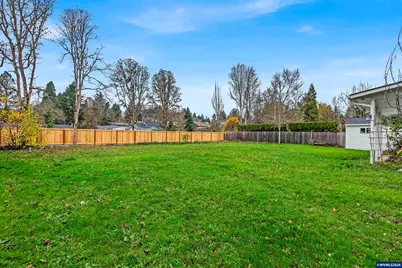 2775 Wallace Hills Ct NW, Salem, OR 97305 - Photo 13