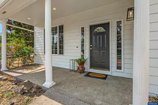 2775 Wallace Hills Ct NW, Salem, OR 97305 - Photo 3