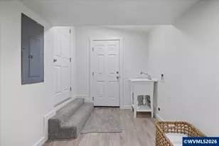 1011 7th St NW, Salem, OR 97304 - Photo 19