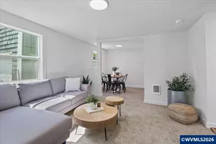 1011 7th St NW, Salem, OR 97304 - Photo 7