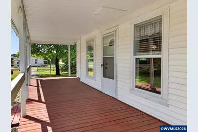 39149 Lacomb Dr, Lebanon, OR 97355 - Photo 25