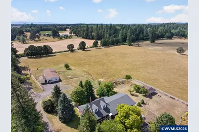39149 Lacomb Dr, Lebanon, OR 97355 - Photo 31