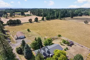 39149 Lacomb Dr, Lebanon, OR 97355 - Photo 31